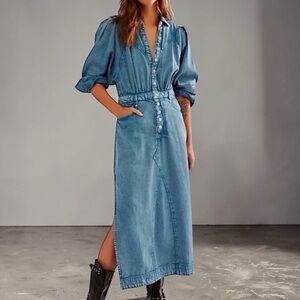 ✨NWT $330🏷️✨ FREE PEOPLE Mad Love Denim Midi Dress XS